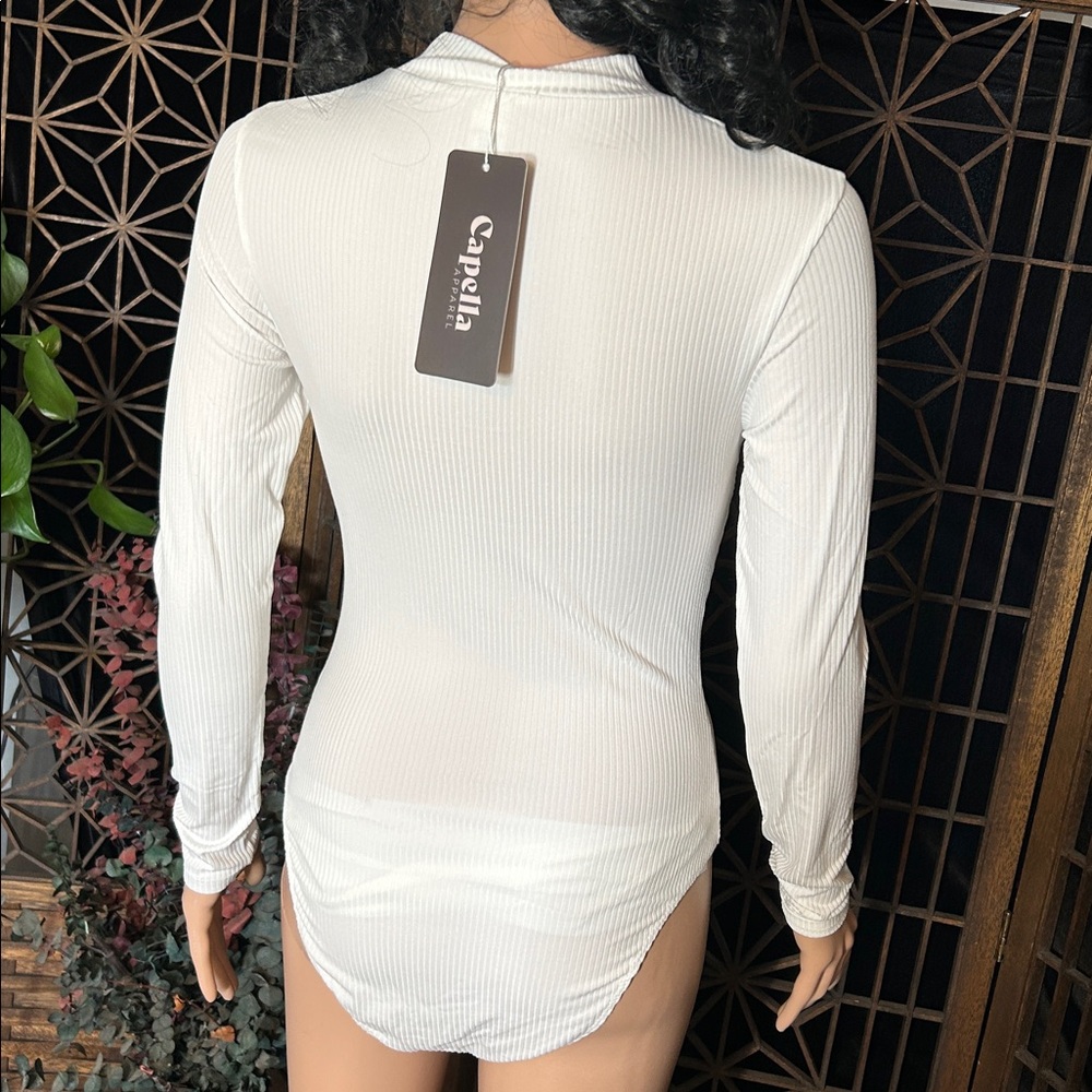 NWT CAPELLA APPAREL WHITE BODYSUIT M - Picture 4 of 12